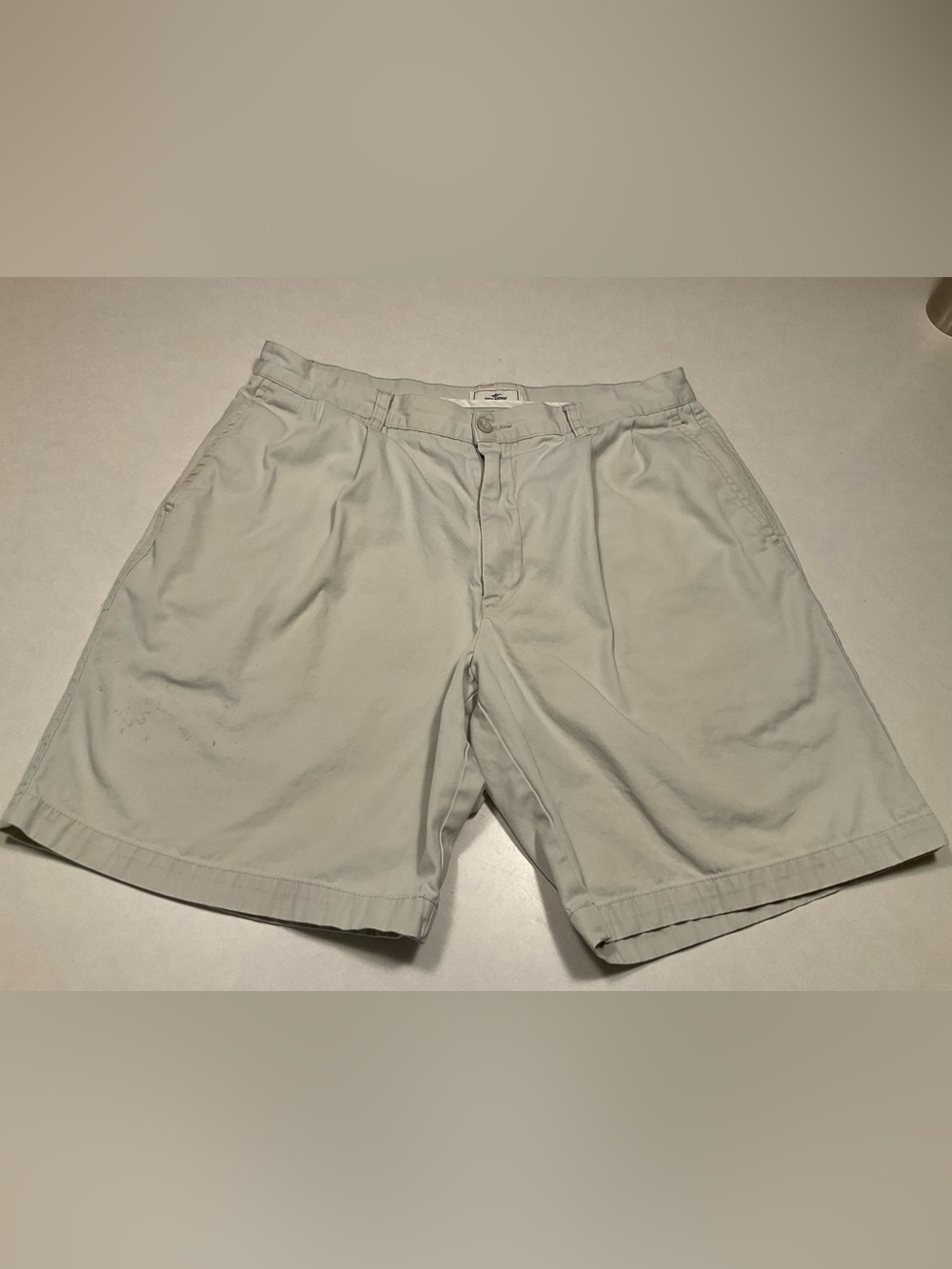 Dockers Pleated Khaki Shorts